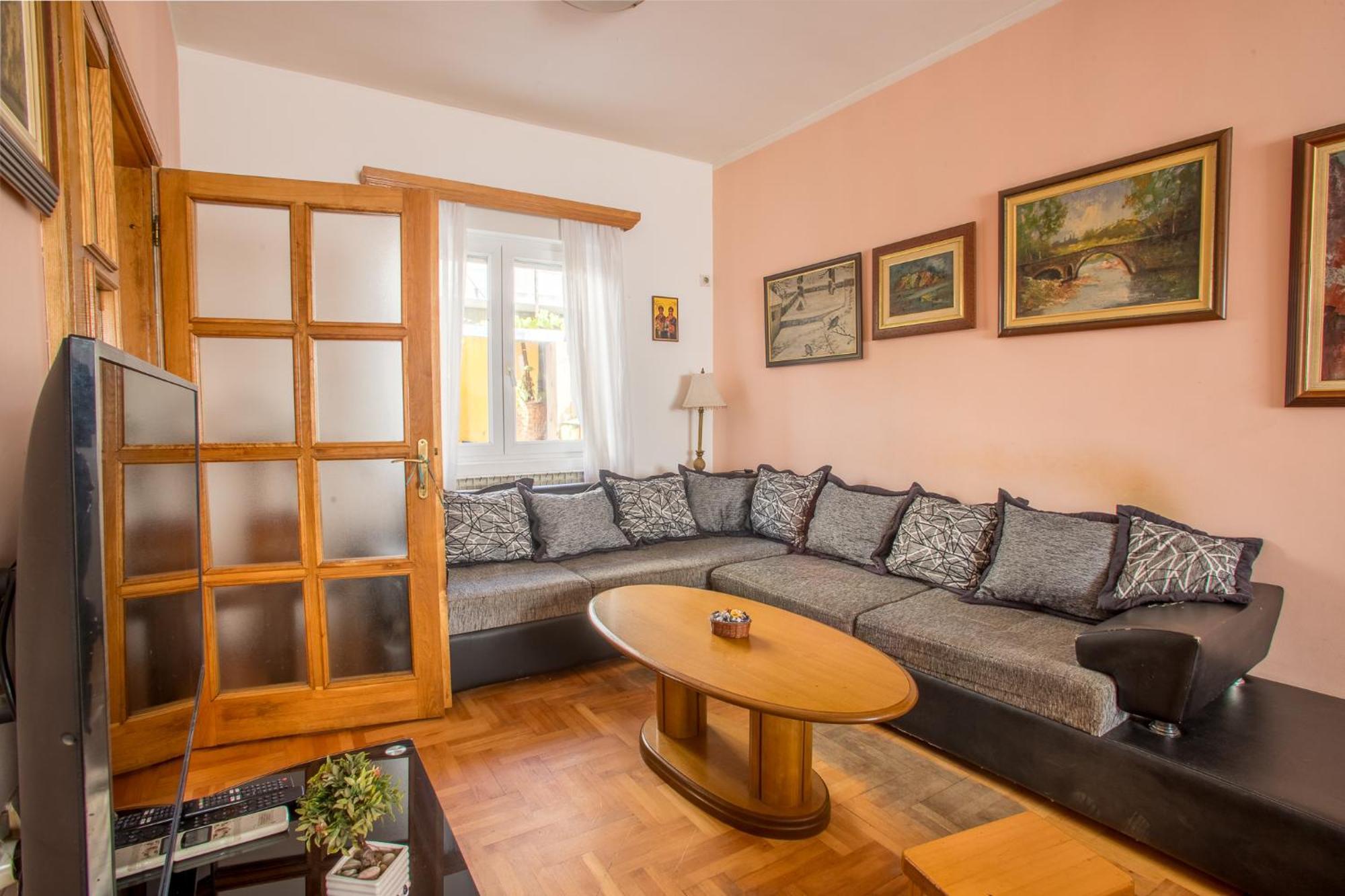 Late Story Apartment Podgorica Ngoại thất bức ảnh