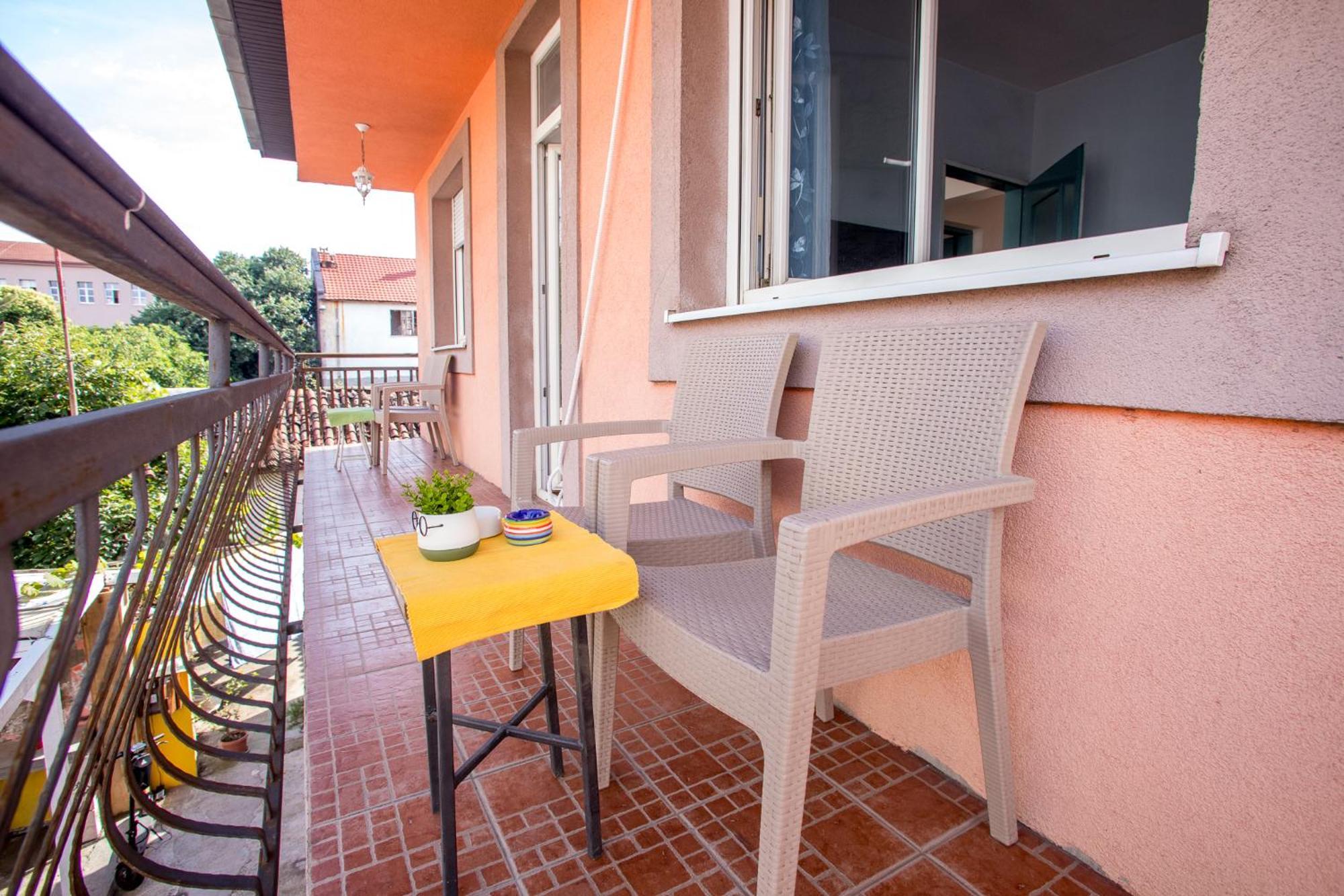 Late Story Apartment Podgorica Ngoại thất bức ảnh